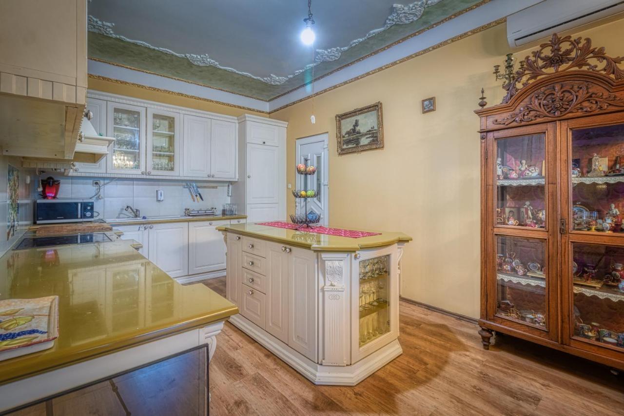 Vila Rococo Belgrad Exterior foto