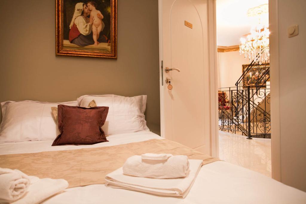 Vila Rococo Belgrad Zimmer foto